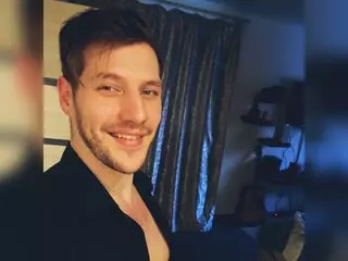 Cam show fuck AlexKommandor